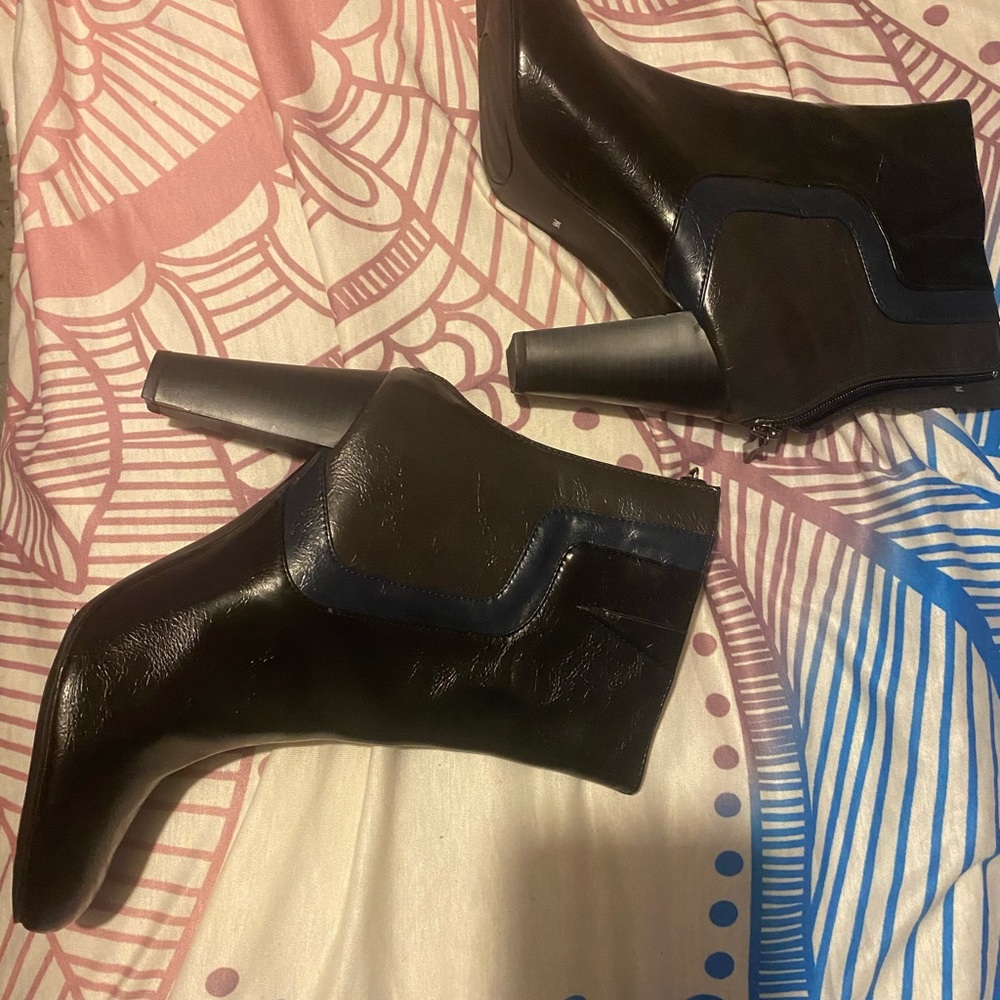 New York transit ankle boots